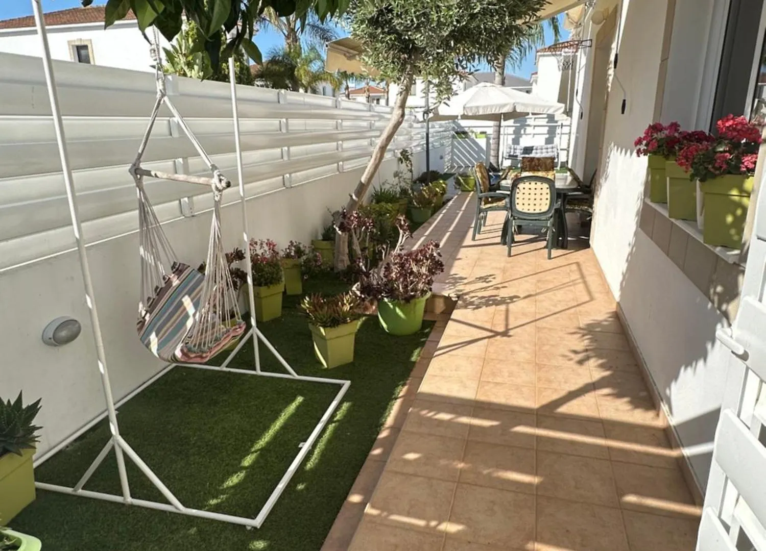 Villa Andy-350 M From The Beach Larnaca Cyprus